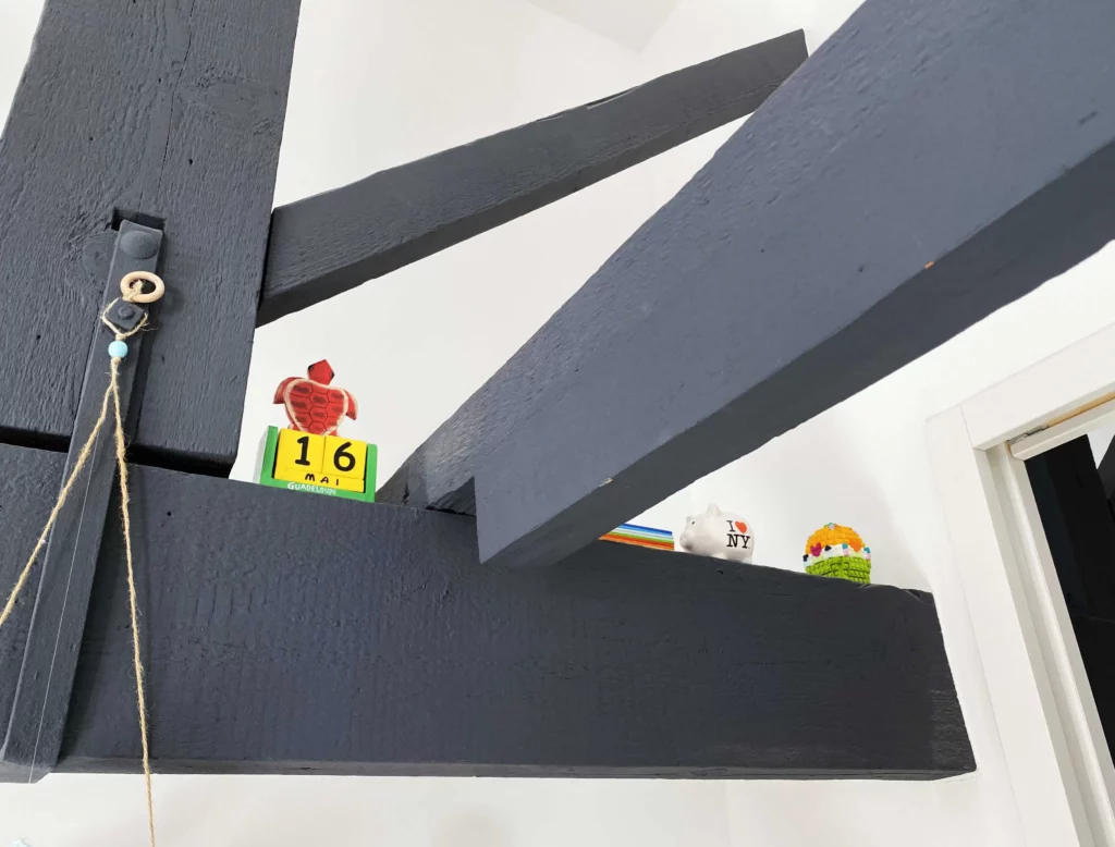 poutres anciennes apparentes